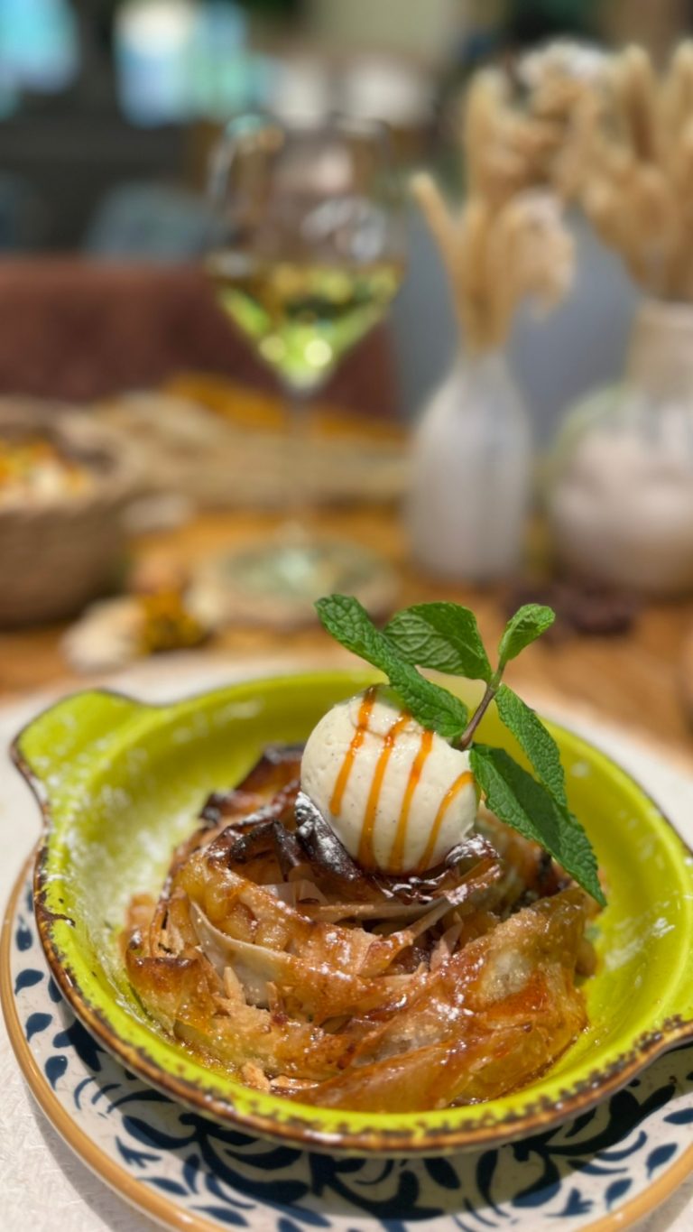 Instagram post from 100_patates. This post is in position 2.