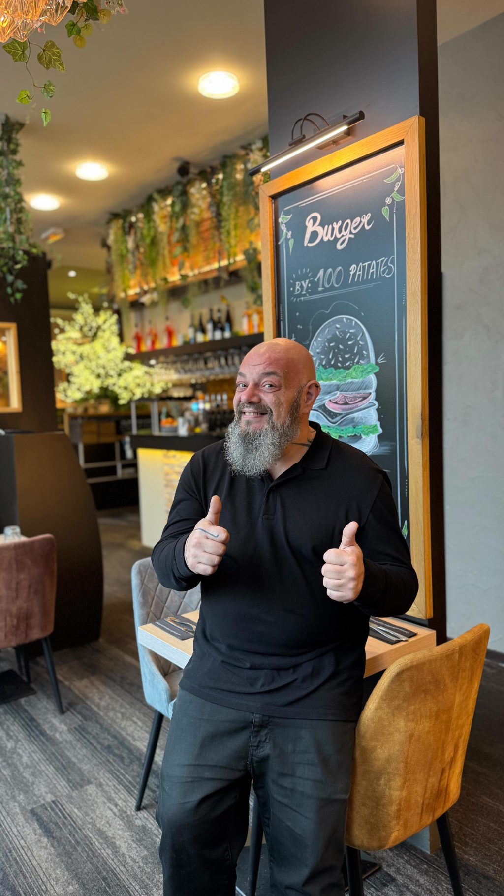 Instagram post from 100_patates. This post is in position 7.