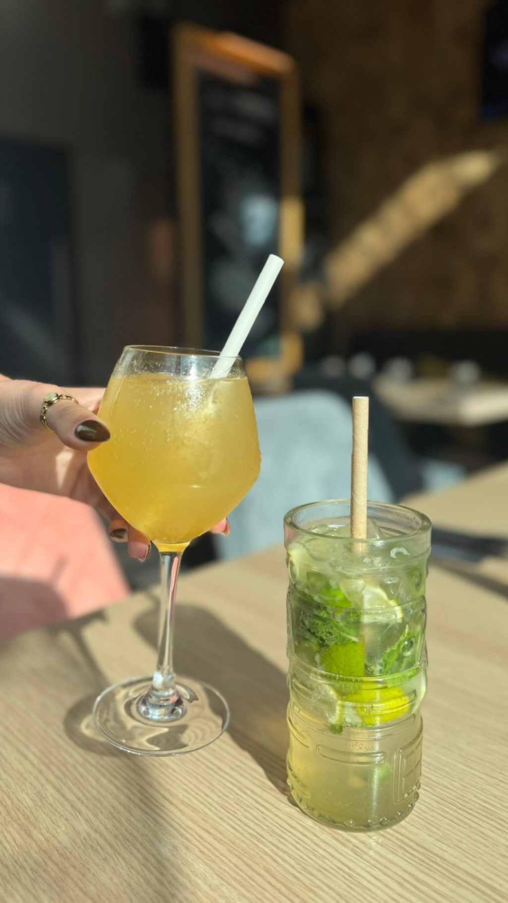 Instagram post from 100_patates. This post is in position 11.