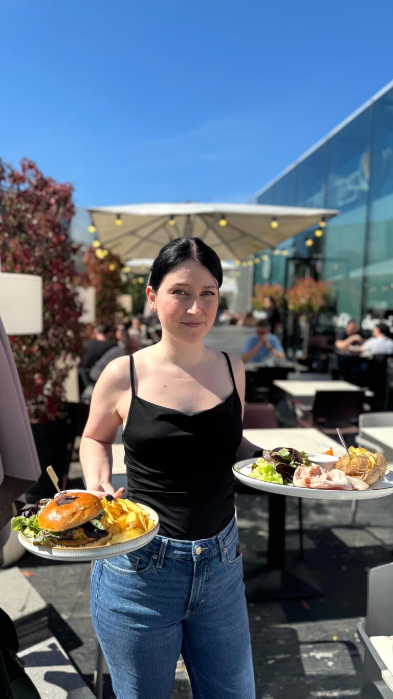 Instagram post from 100_patates. This post is in position 1.