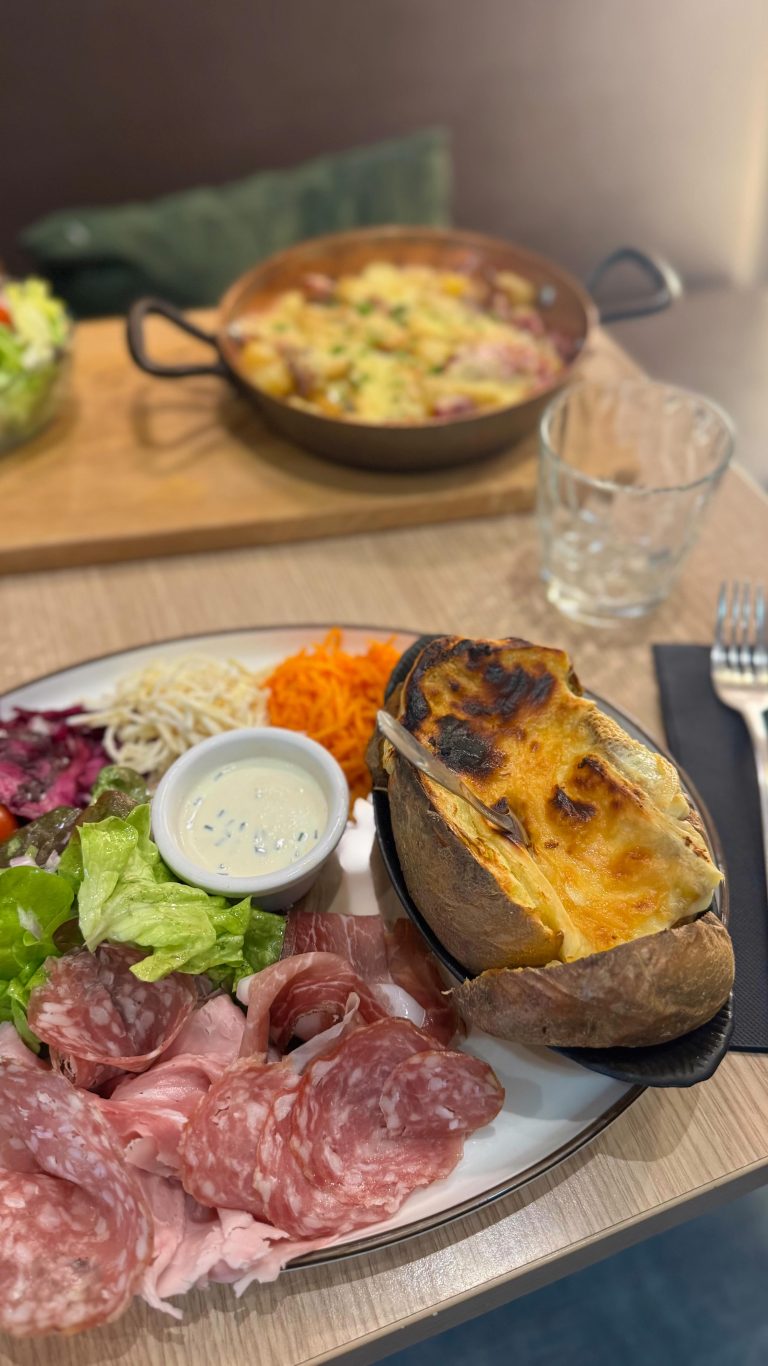 Instagram post from 100_patates. This post is in position 1.