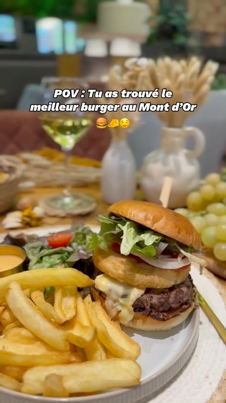 Instagram post from 100_patates. This post is in position 13.