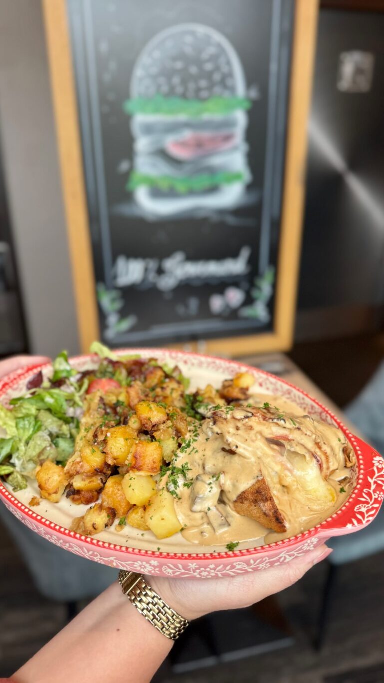 Instagram post from 100_patates. This post is in position 1.